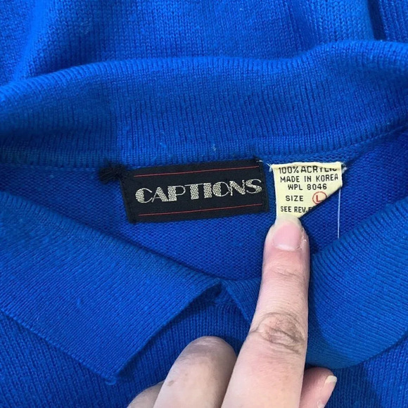 Vintage 70s Collared Sweater by CAPTIONS Bright Royal Blue Shoulder Pads Acrylic - Picture 8 of 8